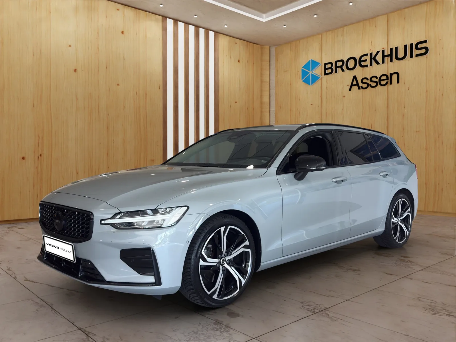 Volvo V60 (2024) — foto 1