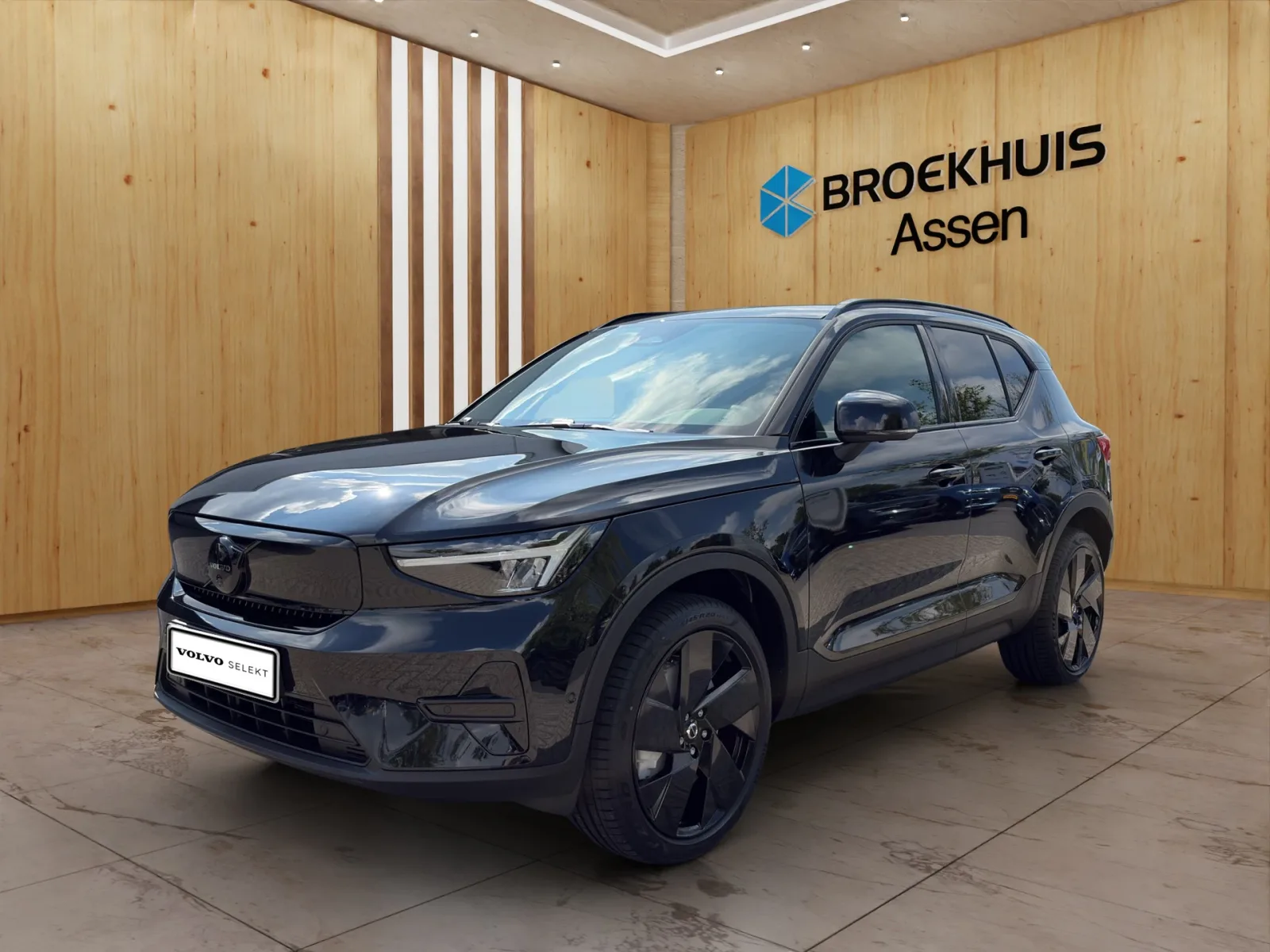 Volvo EX40 (2026) — foto 1