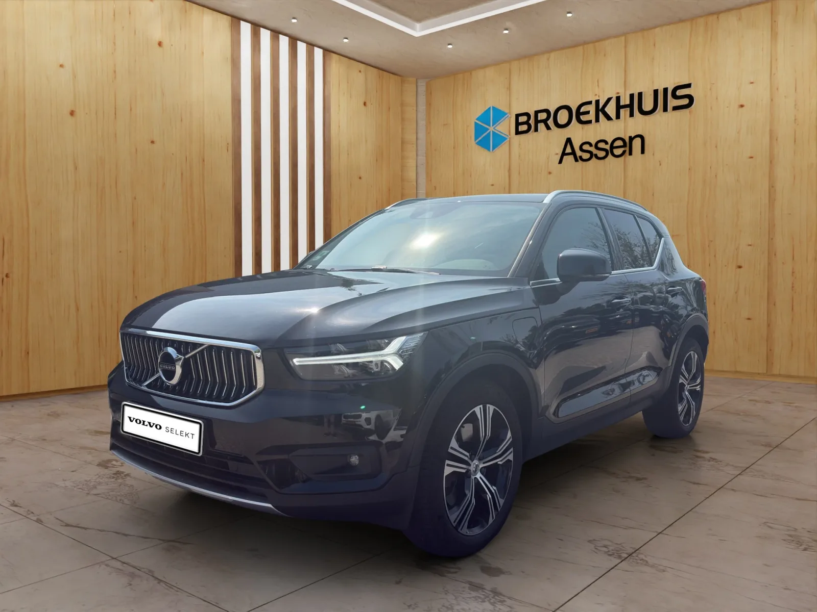 Volvo XC40 (2020) — foto 1