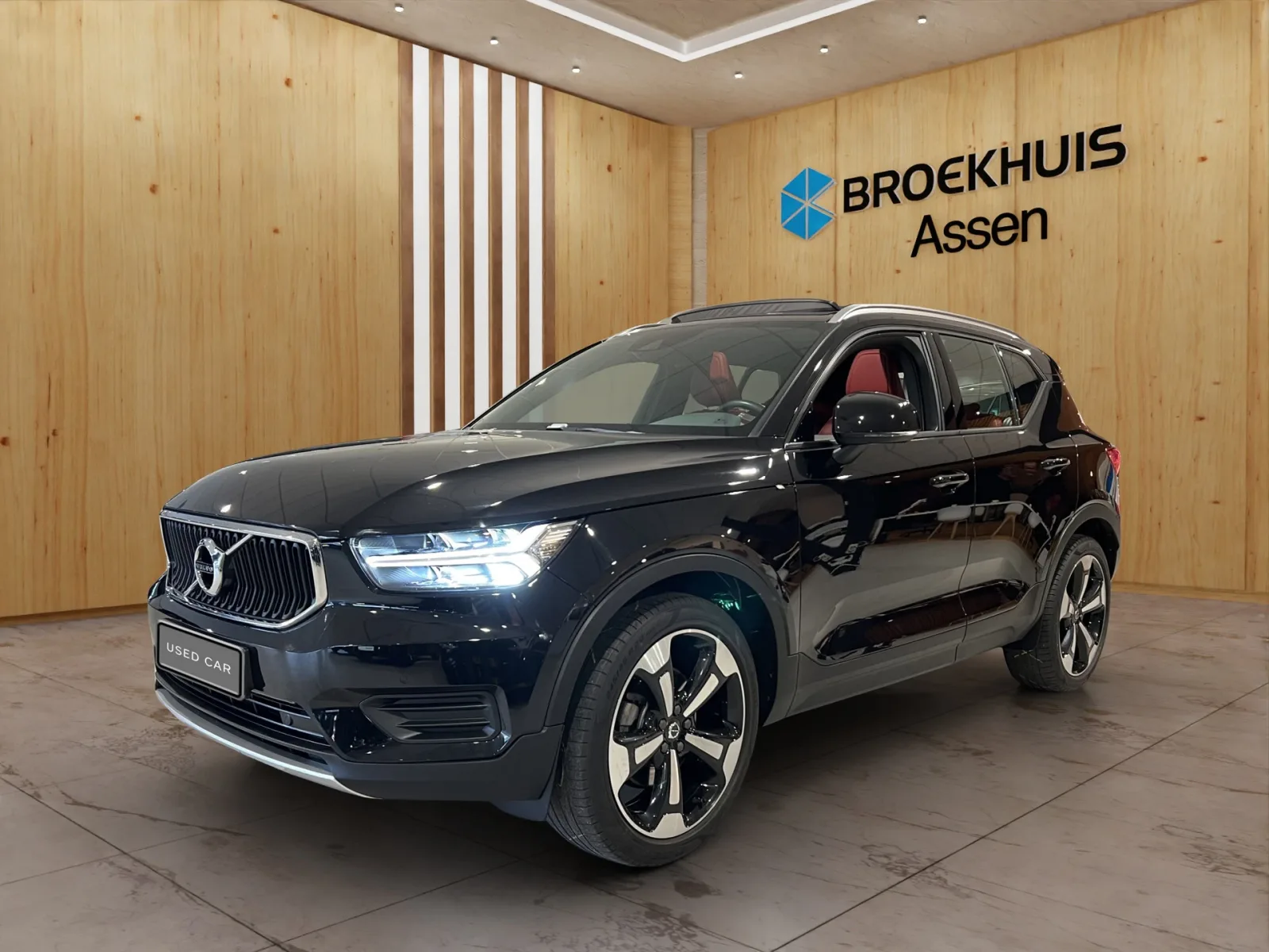 Volvo XC40 (2018) — foto 1