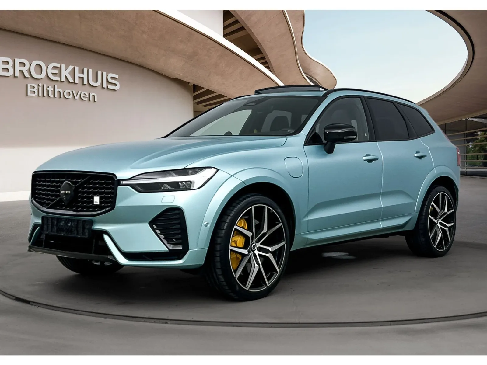 Volvo XC60 (2023) — foto 1