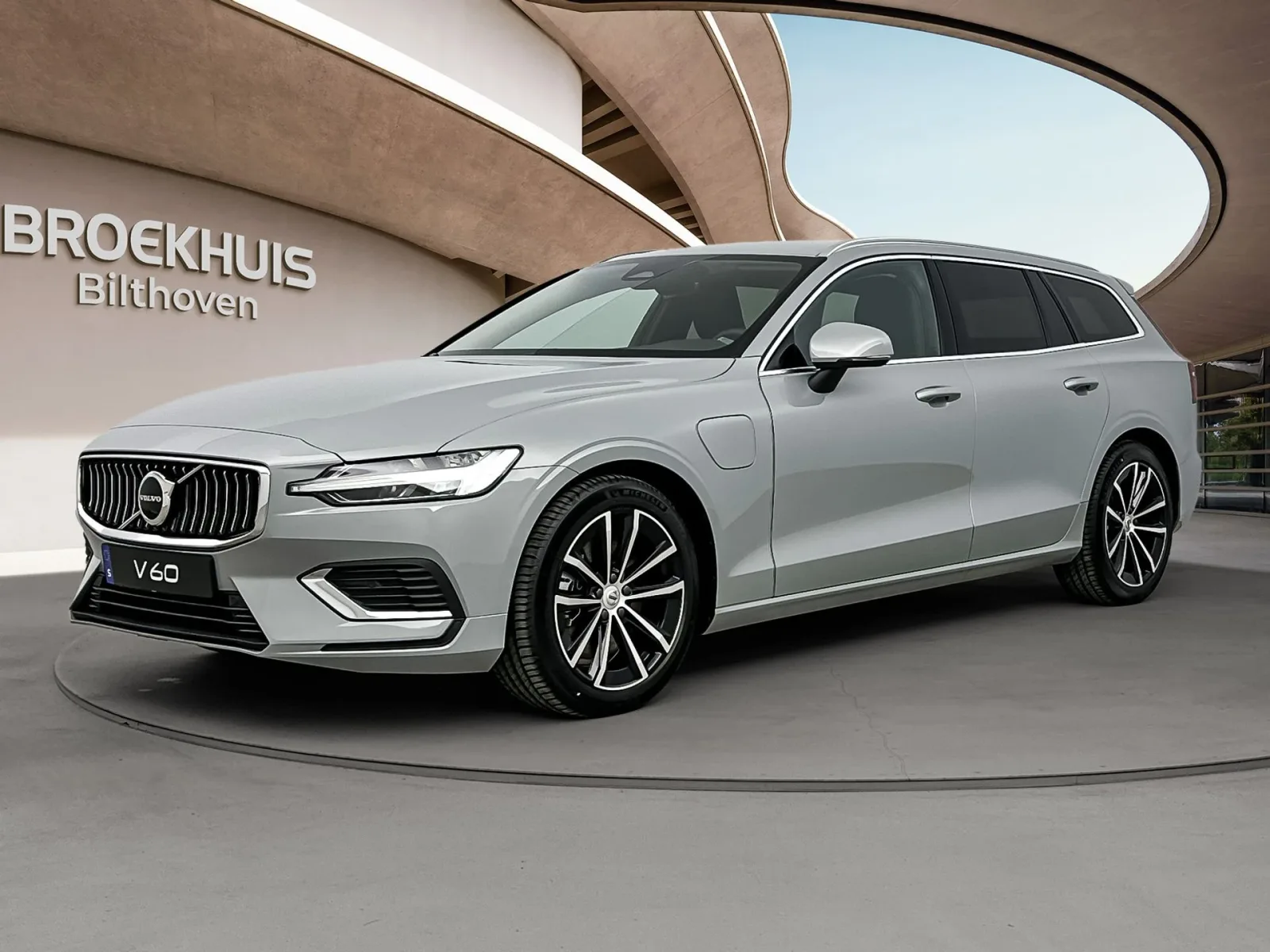Volvo V60 (2025) — foto 1