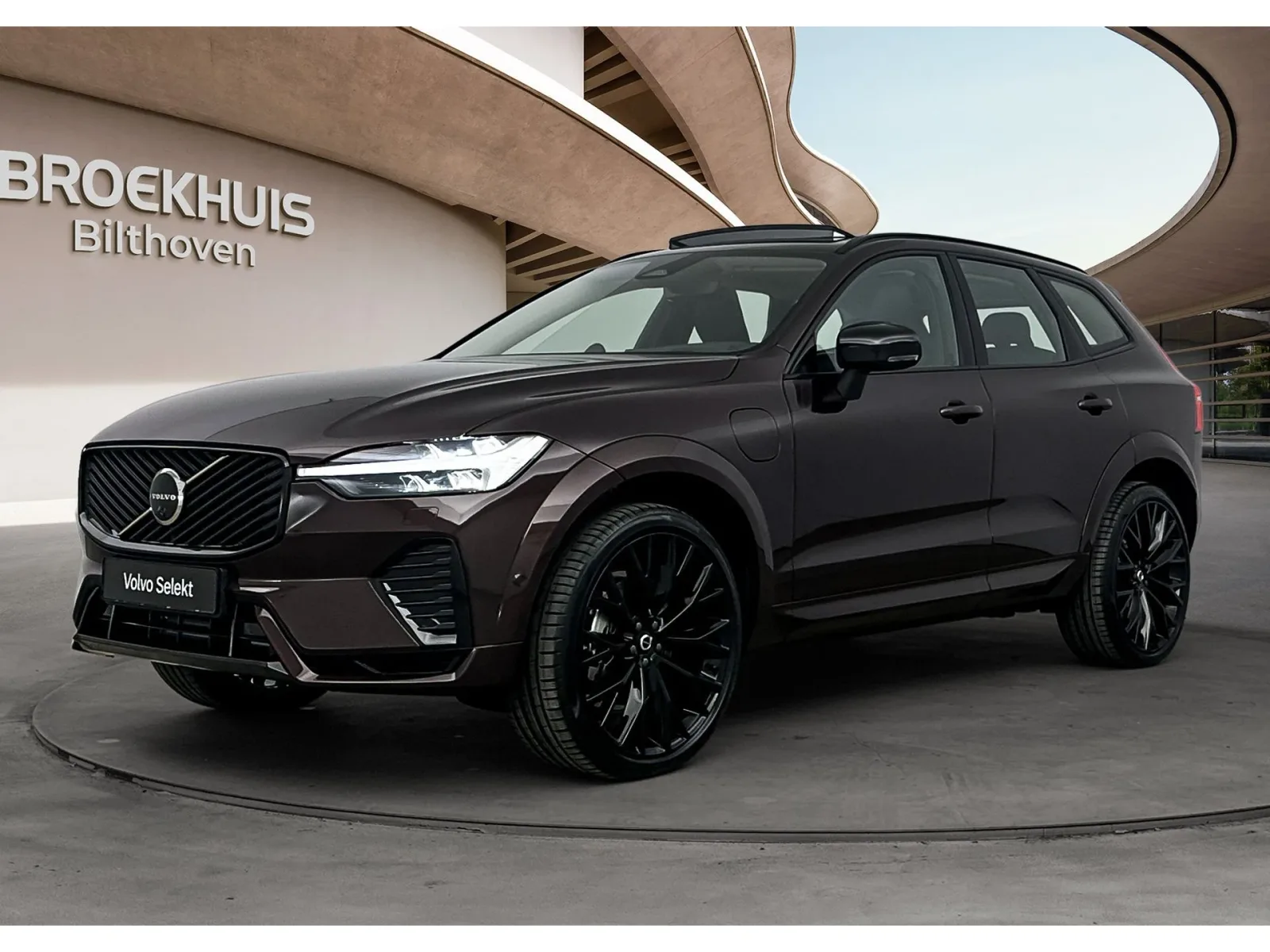 Volvo XC60 (2025) — foto 1