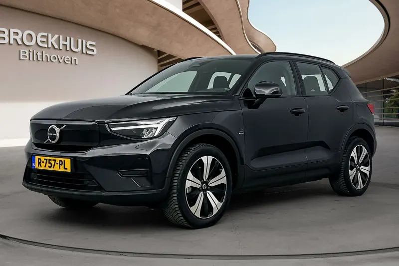 Volvo XC40 (2022)