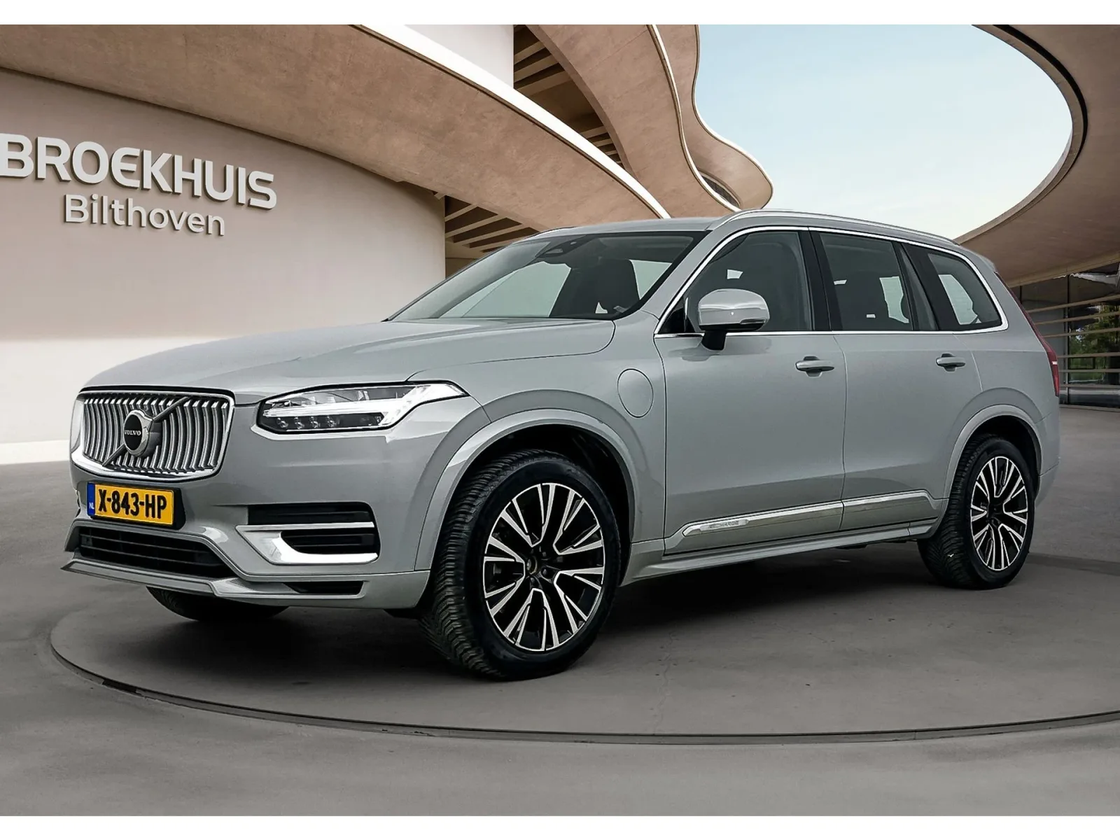 Volvo XC90 (2023) — foto 1
