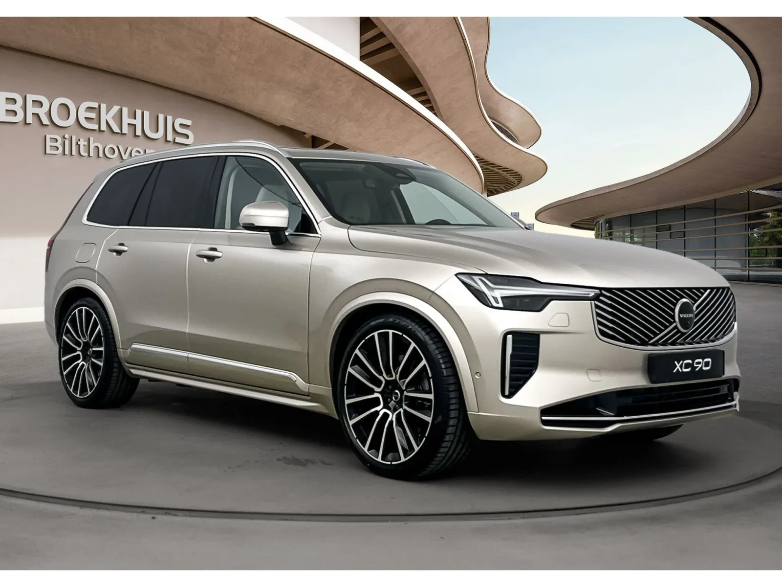 Volvo XC90 (2026) — foto 1