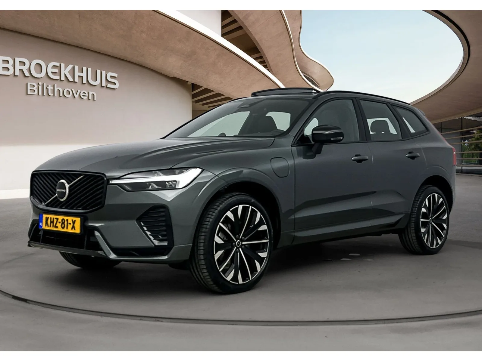 Volvo XC60 (2026) — foto 1