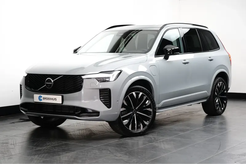 Volvo XC90 (2025)