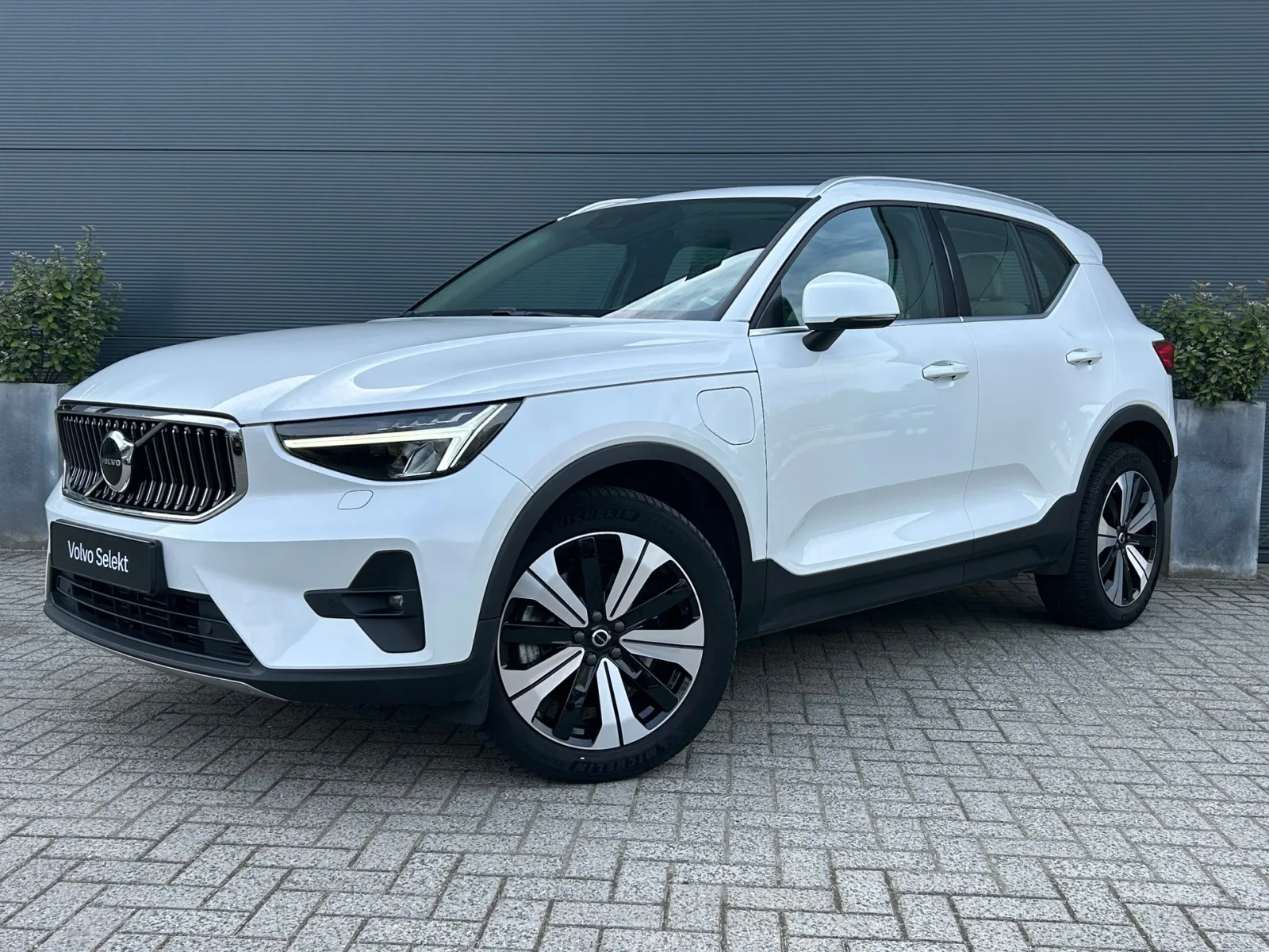 Volvo XC40 (2022) — foto 1
