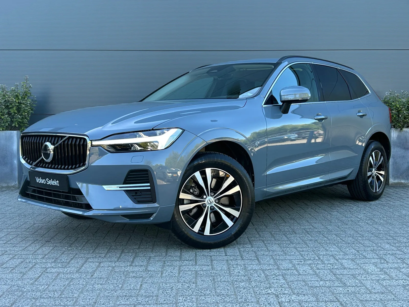Volvo XC60 (2022) — foto 1