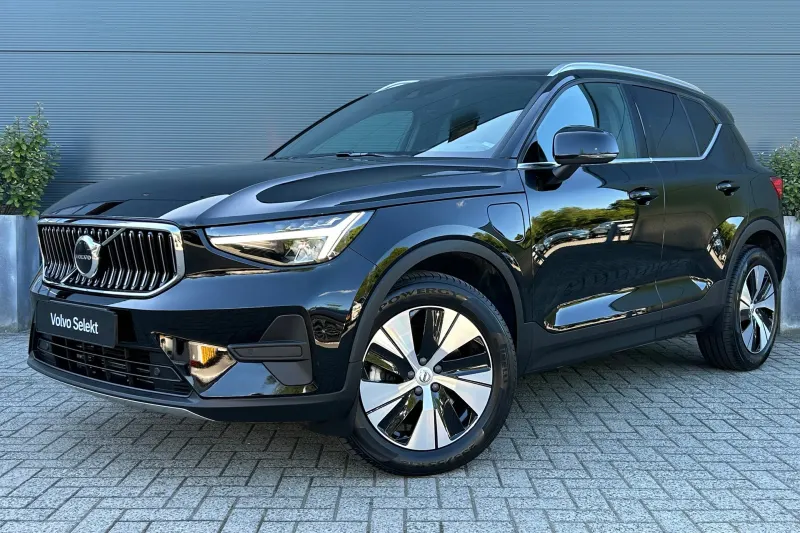 Volvo XC40 (2022)