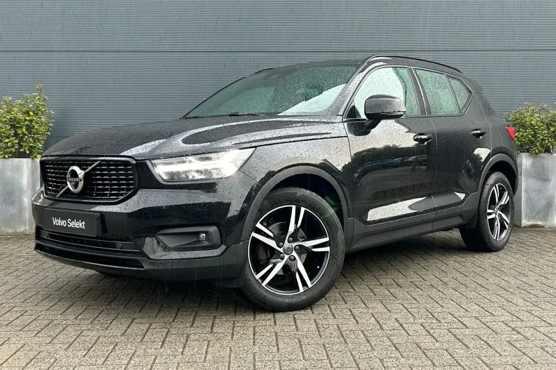 Volvo XC40 (2021)