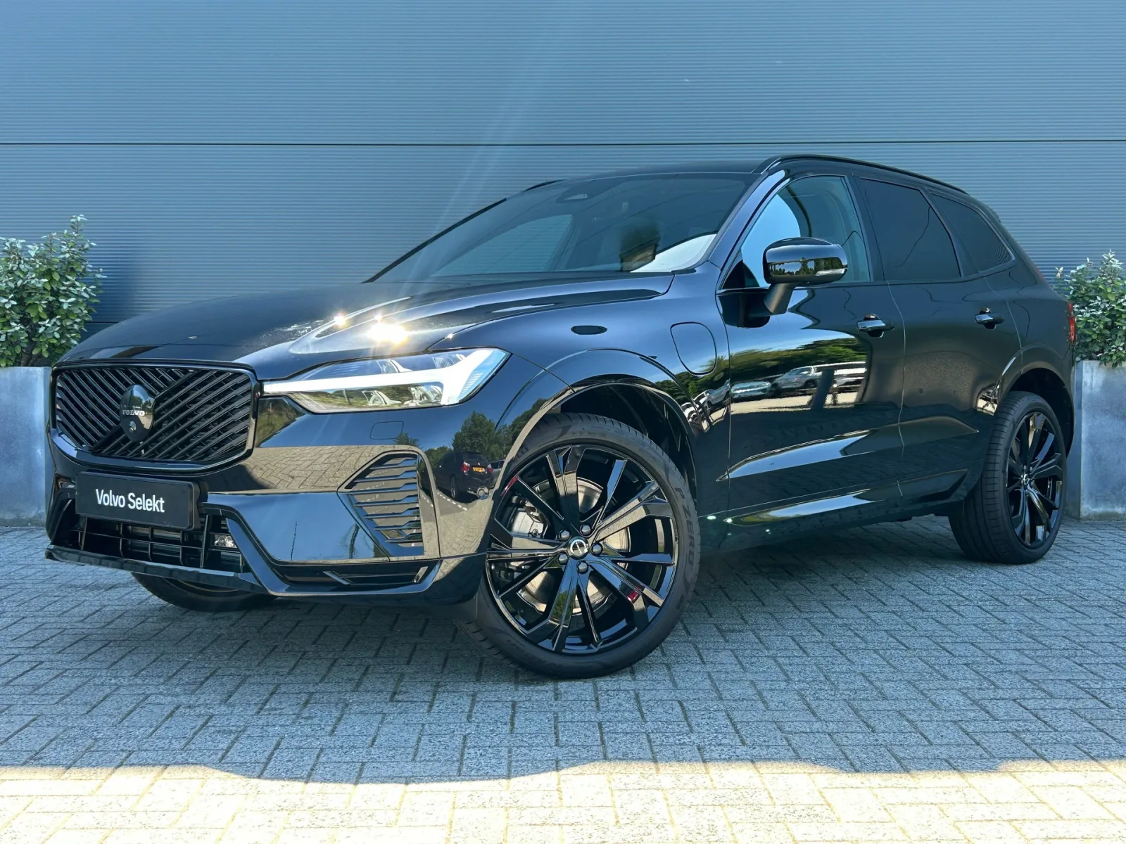 Volvo XC60 (2026) — foto 1