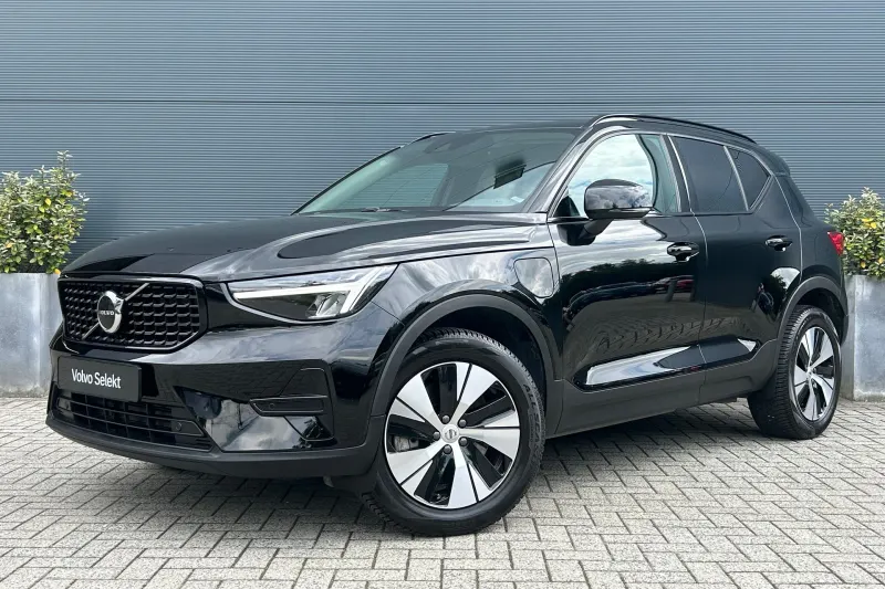 Volvo XC40 (2023)