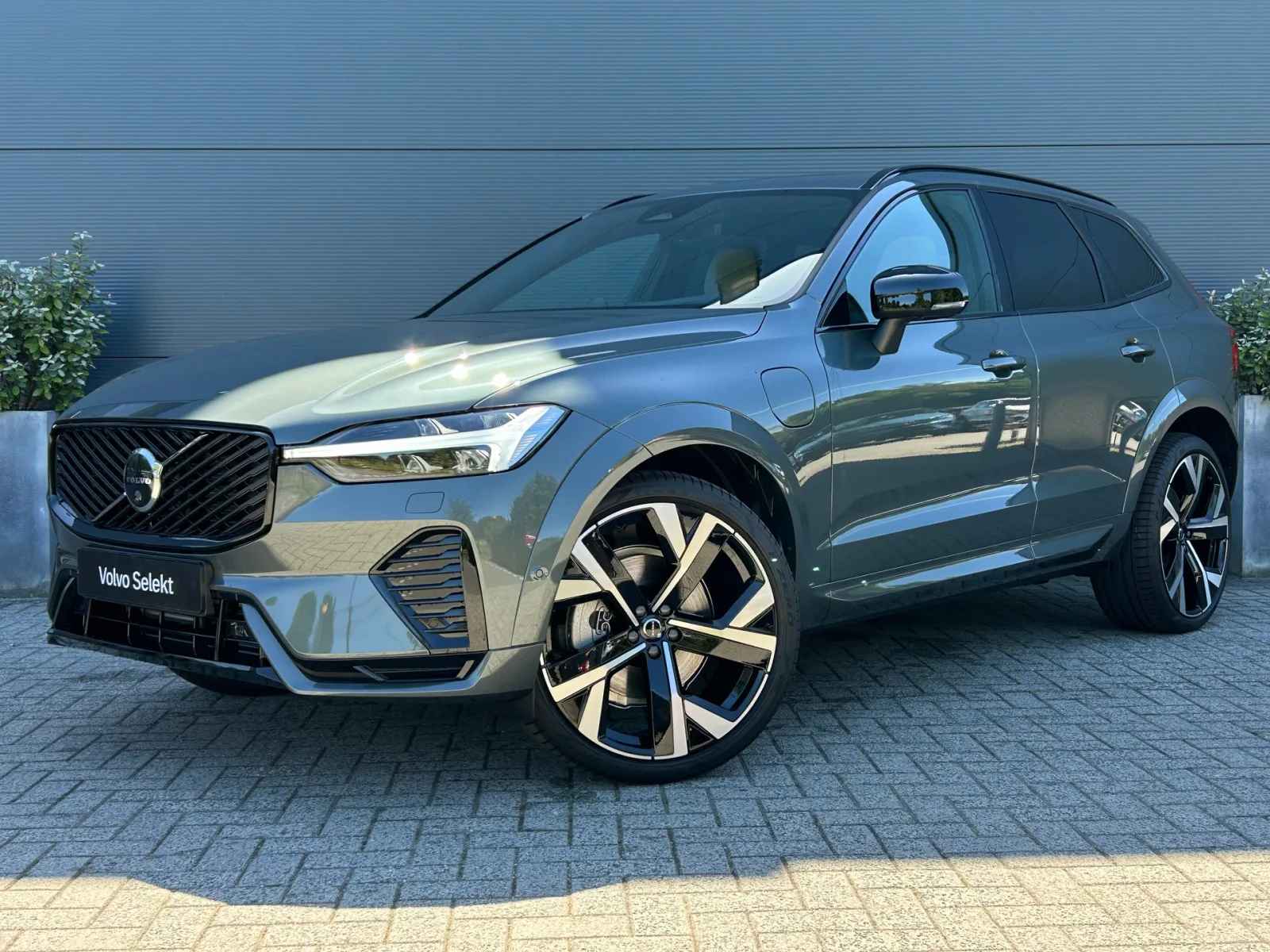 Volvo XC60 (2026) — foto 1
