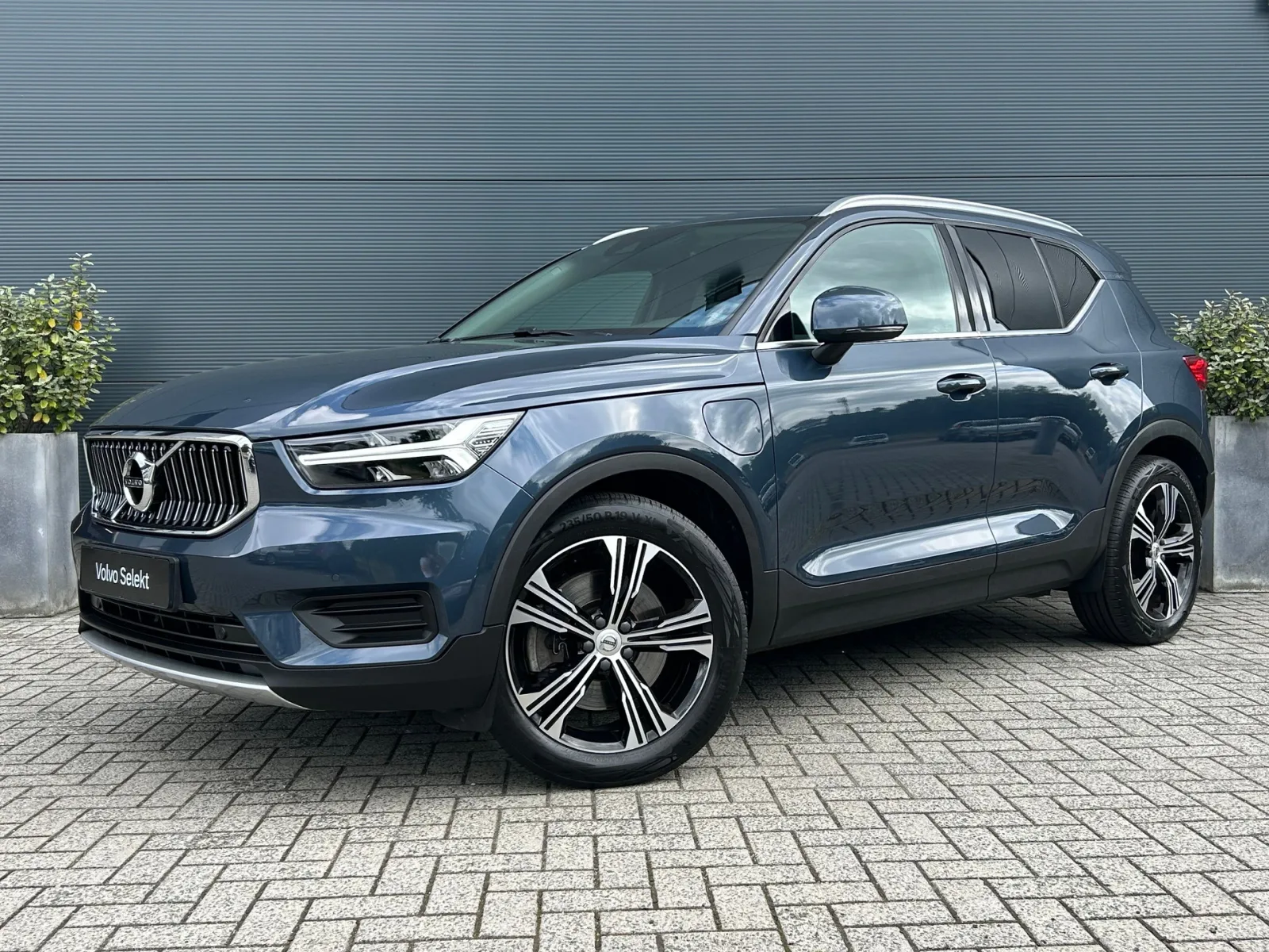 Volvo XC40 (2021) — foto 1