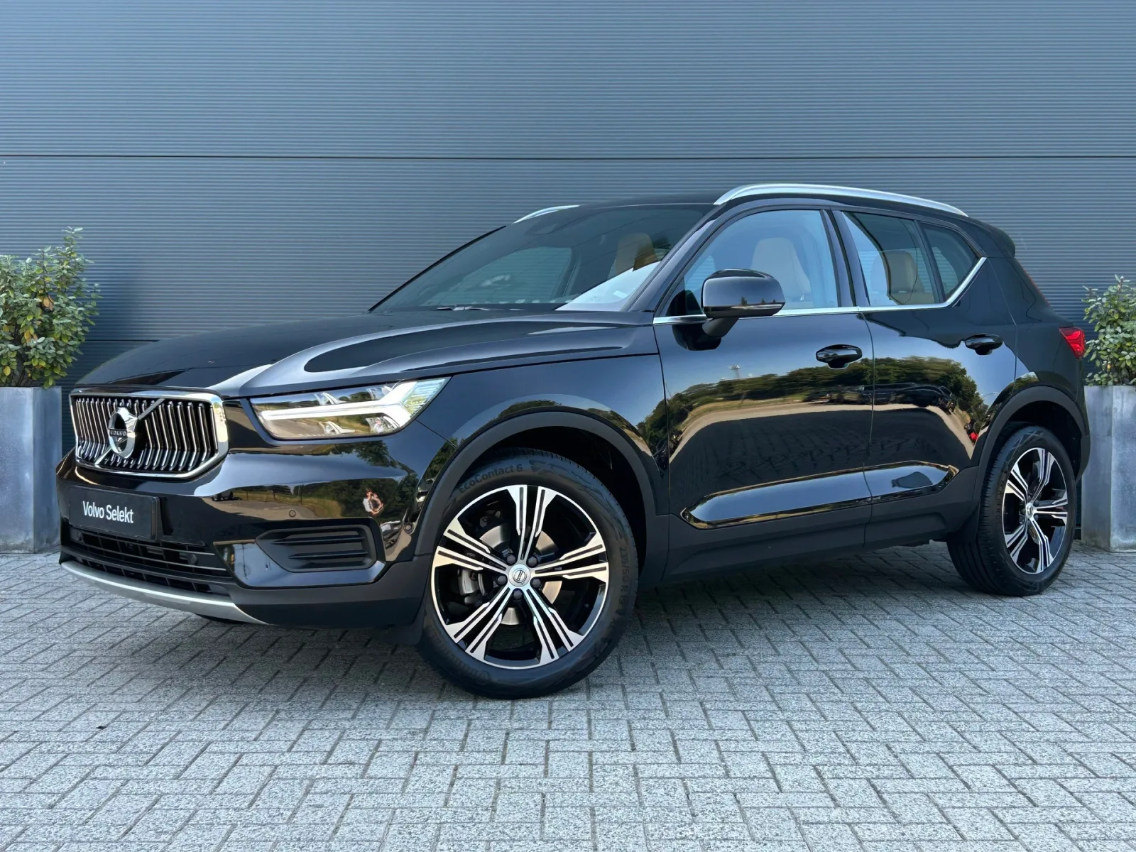 Volvo XC40 (2022) — foto 1