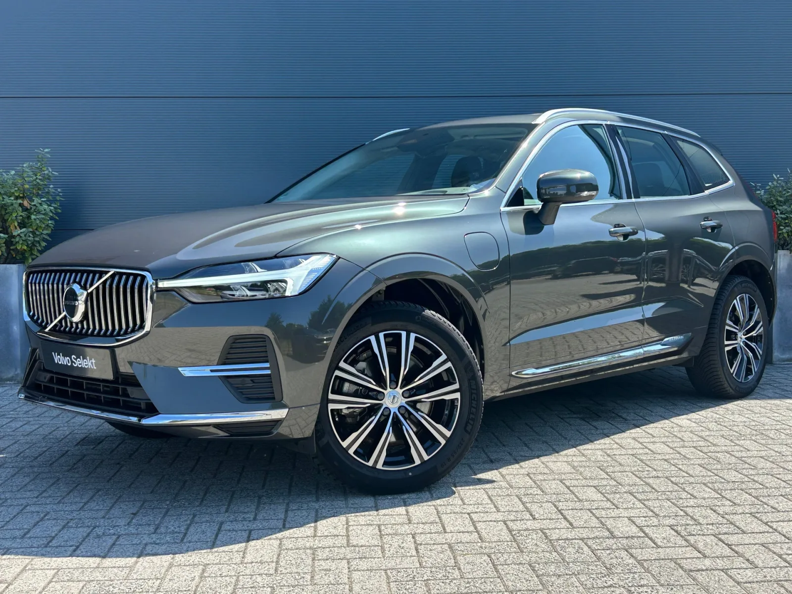 Volvo XC60 (2022) — foto 1