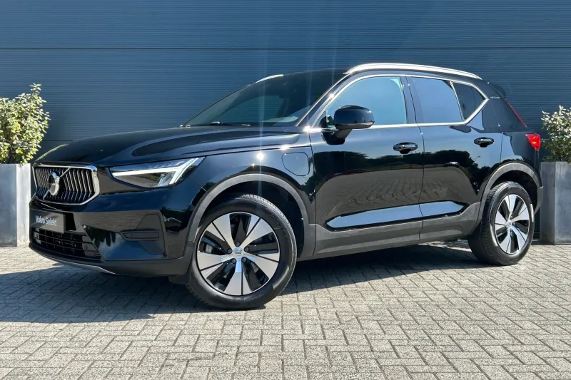 Volvo XC40 (2022)