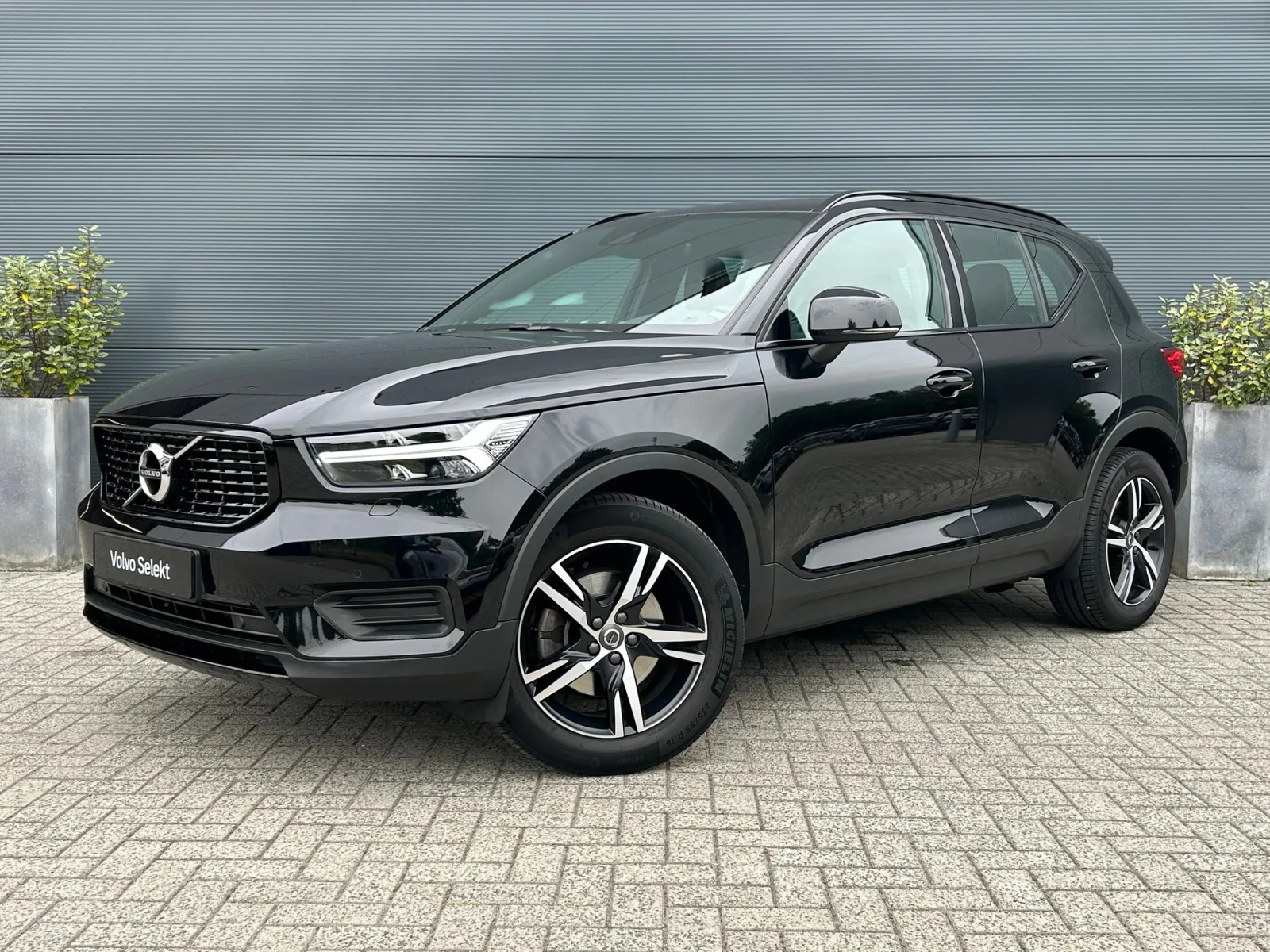 Volvo XC40 (2022) — foto 1