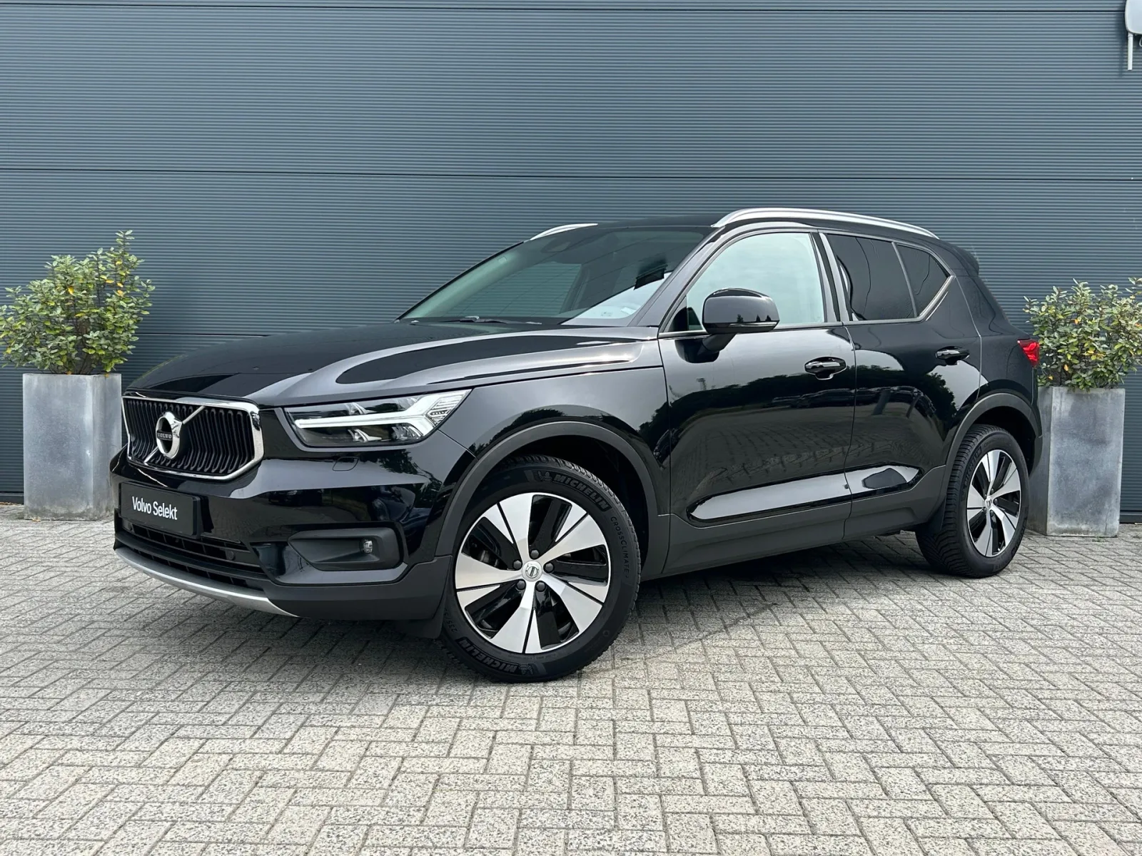 Volvo XC40 (2021) — foto 1