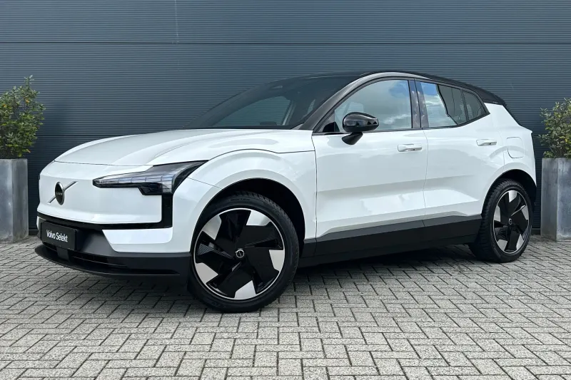 Volvo EX30 (2024)