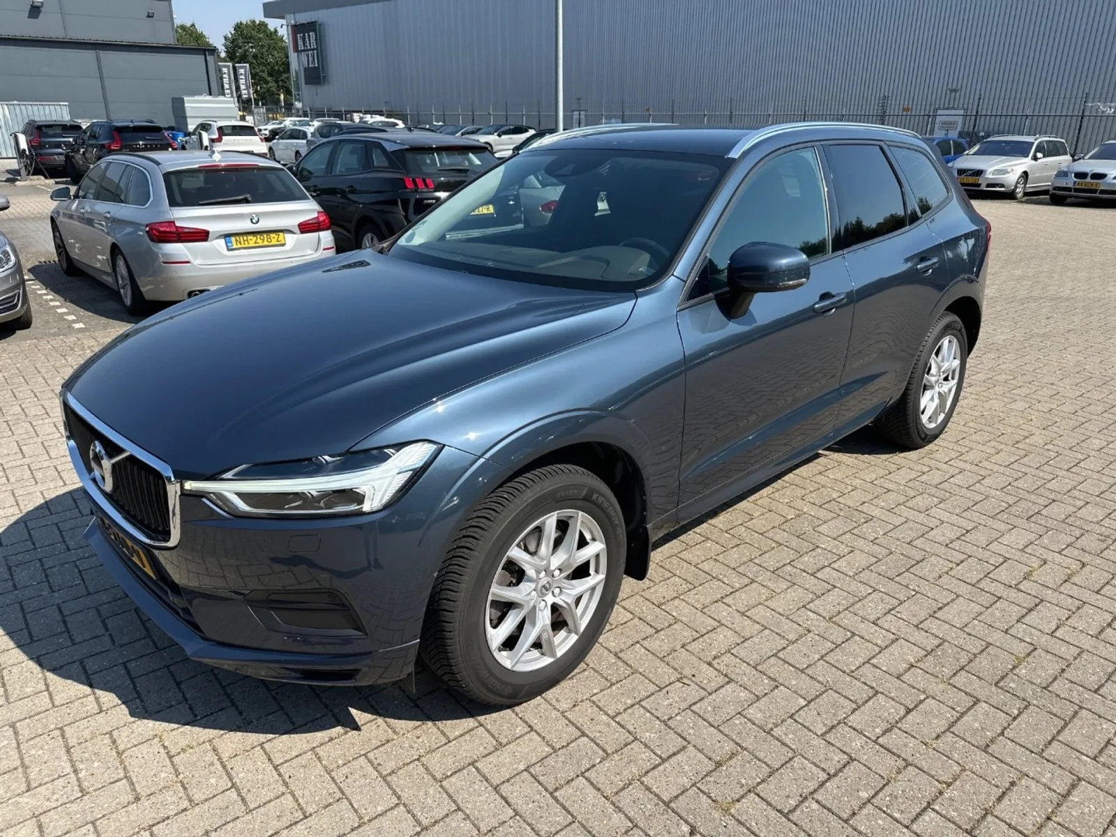 Volvo XC60 (2018) — foto 1