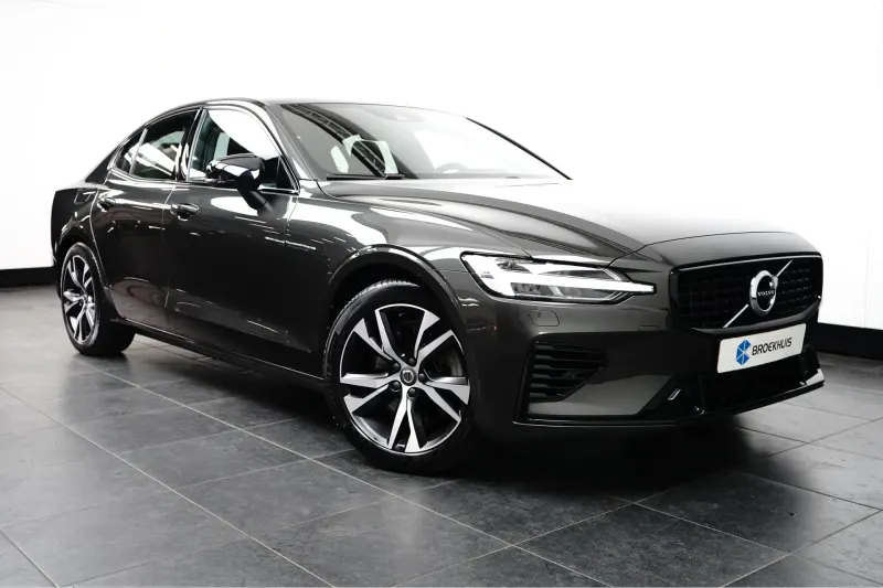 Volvo S60 (2022)