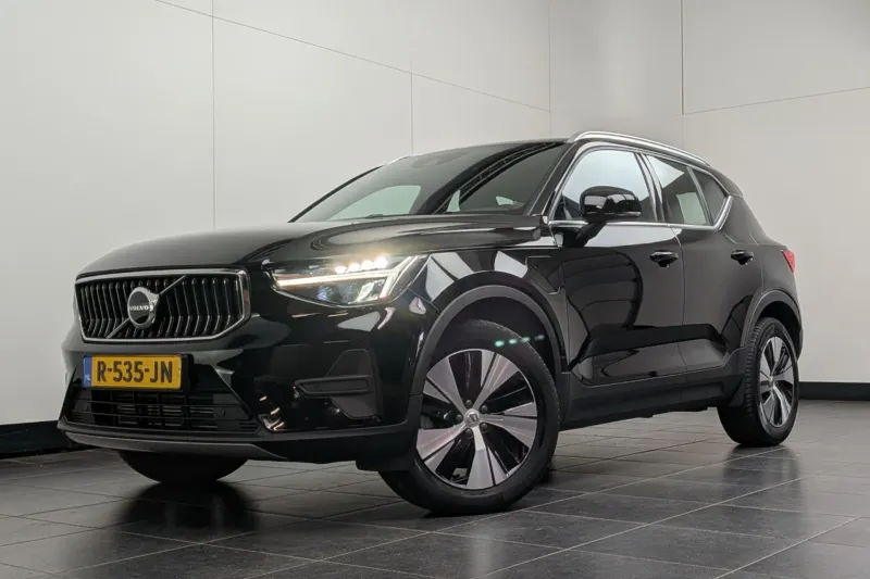 Volvo XC40 (2022)