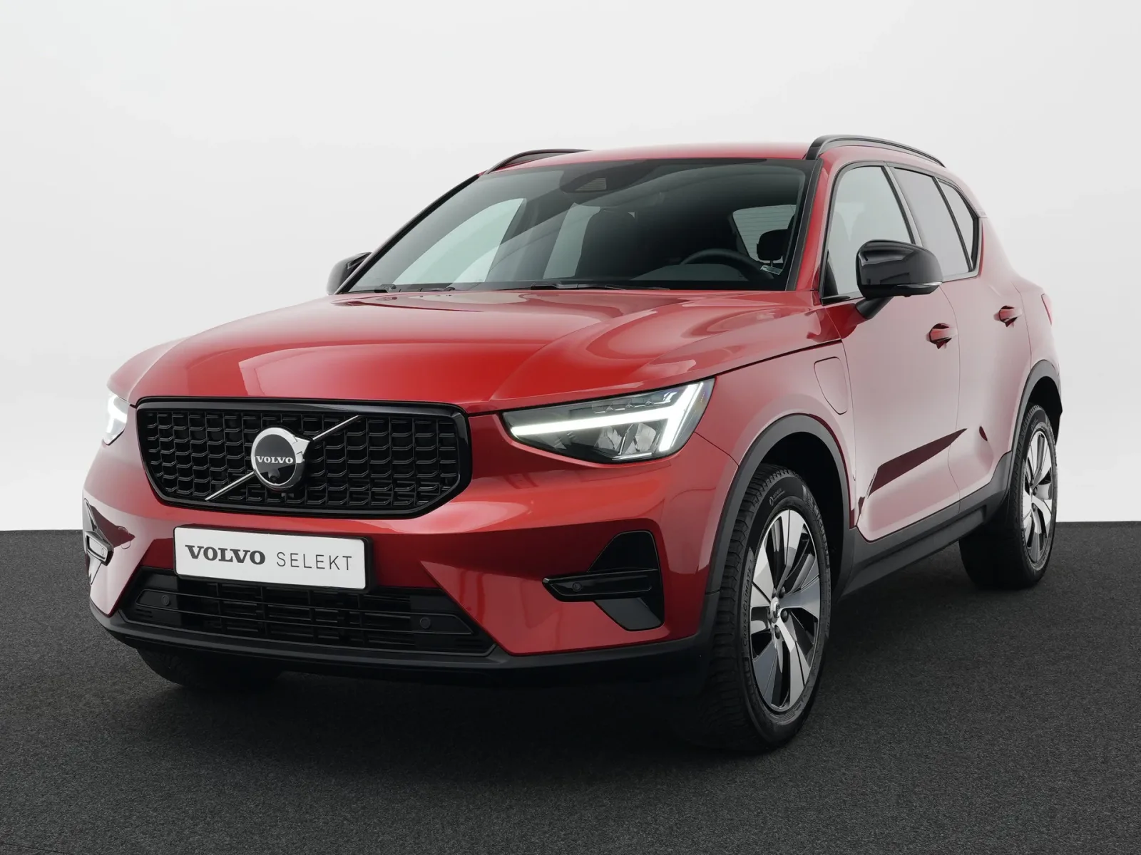 Volvo XC40 (2022) — foto 1