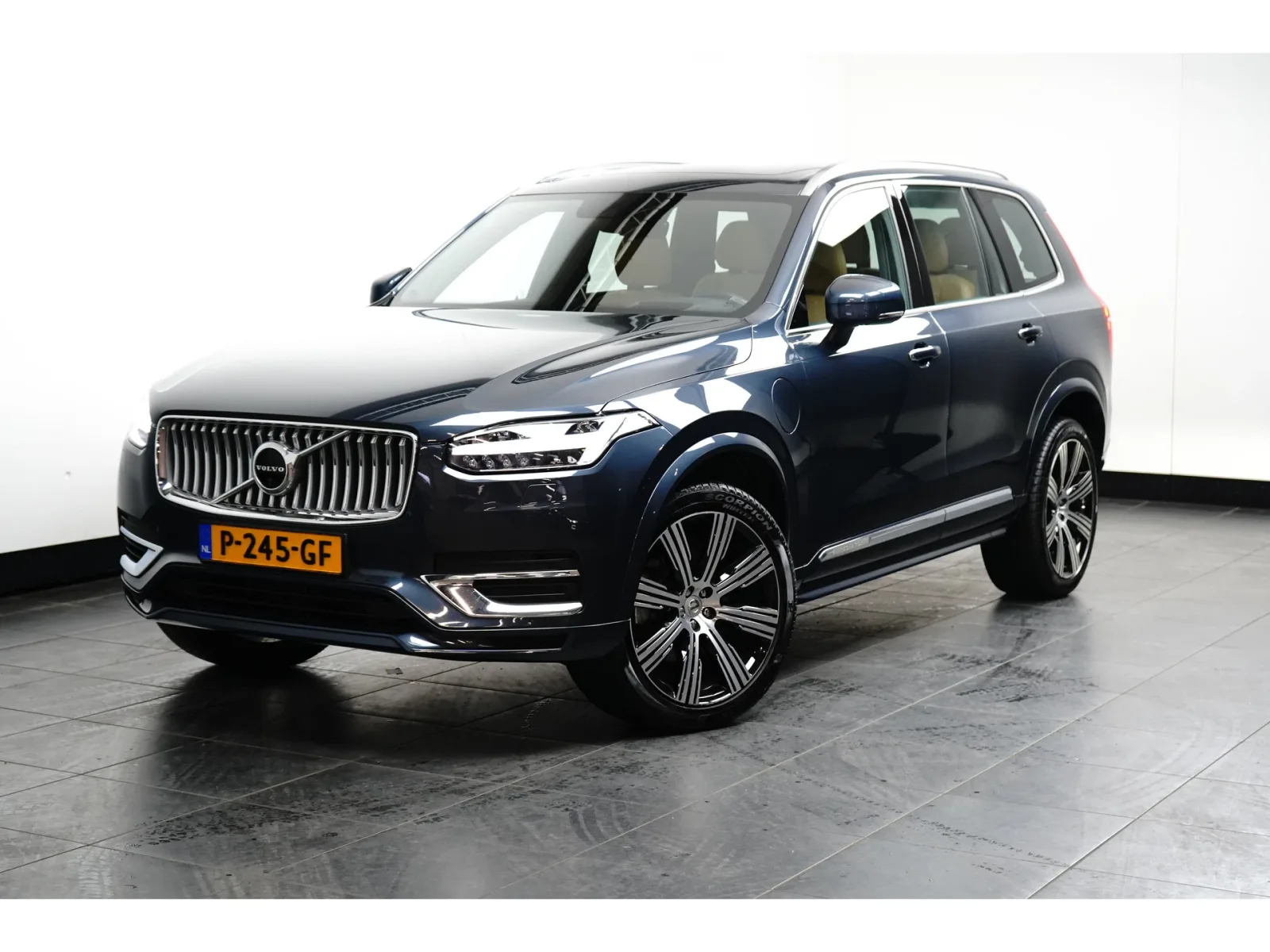 Volvo XC90 (2022) — foto 1