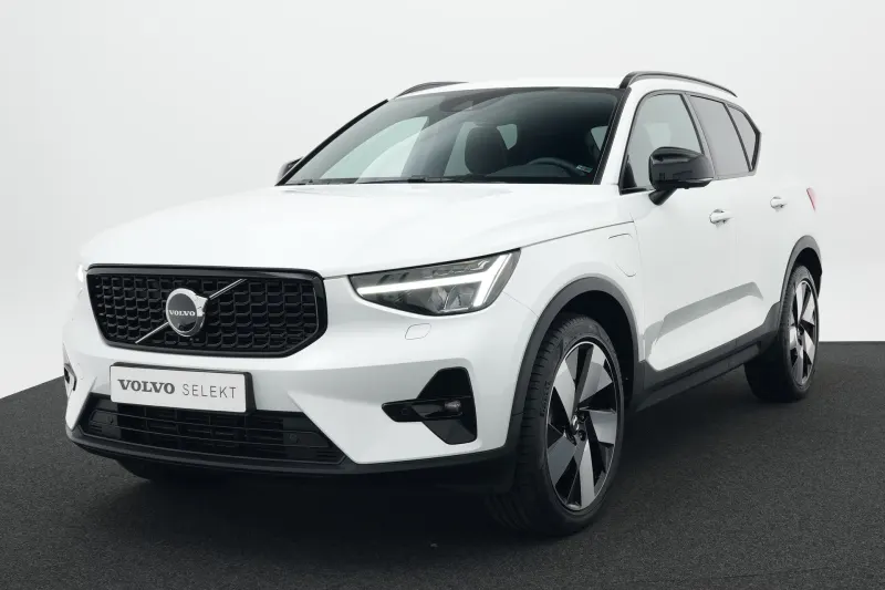 Volvo XC40 (2022)