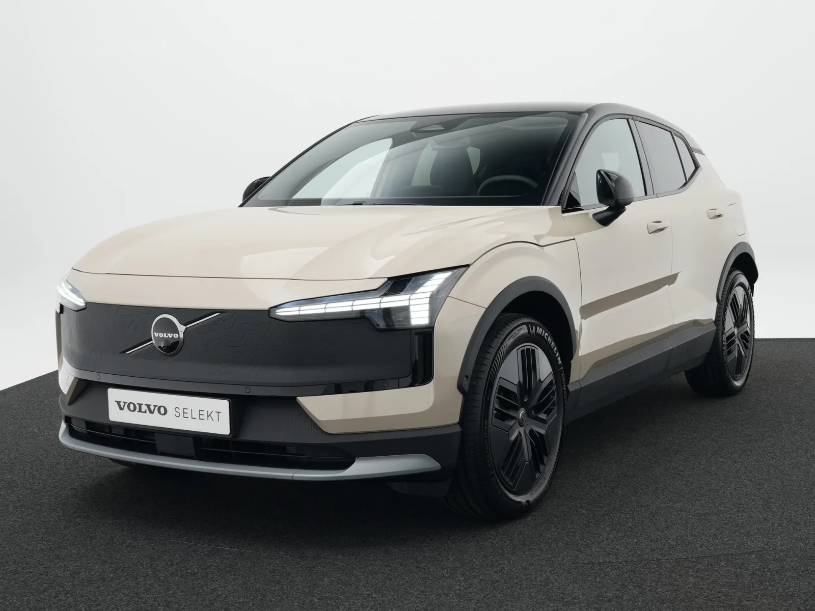 Volvo EX30 (2026) — foto 1