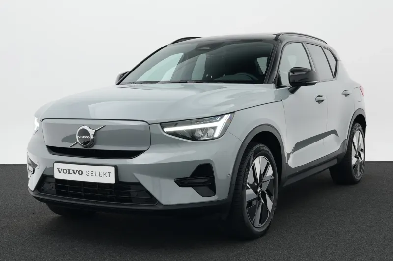 Volvo EX40 (2025)