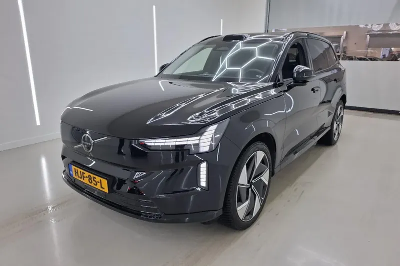 Volvo EX90 (2025)
