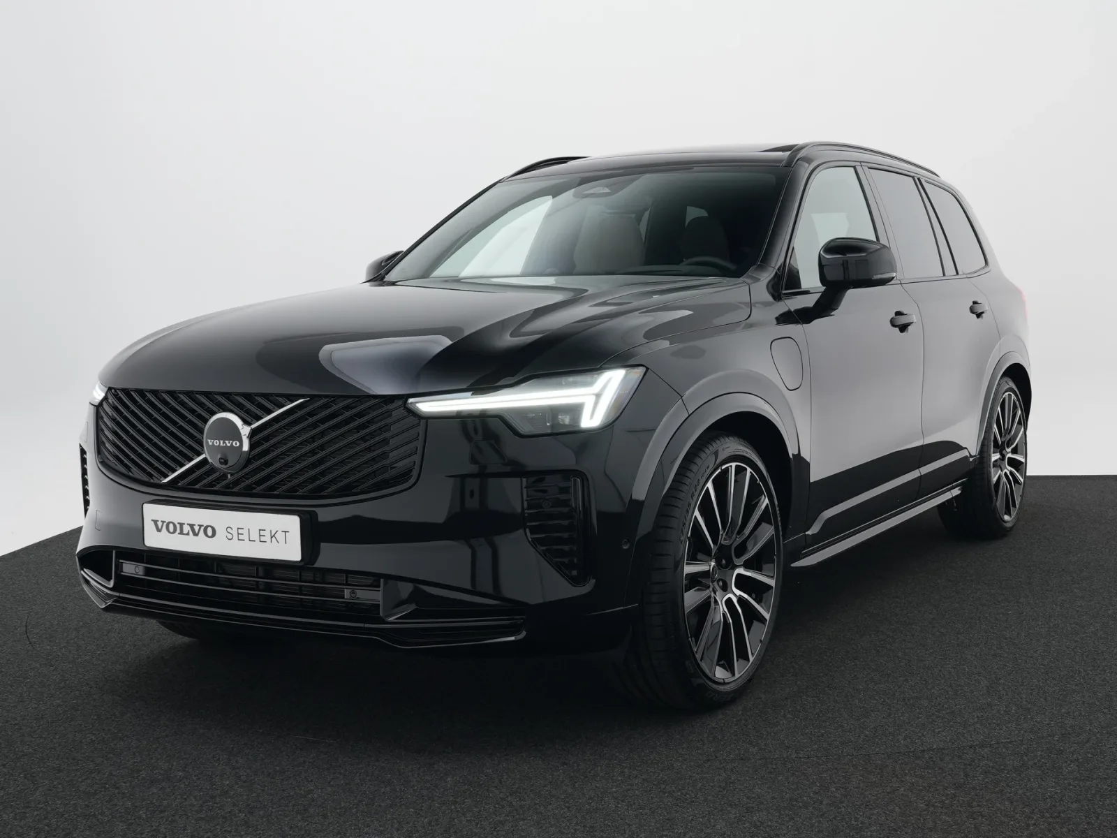 Volvo XC90 (2026) — foto 1