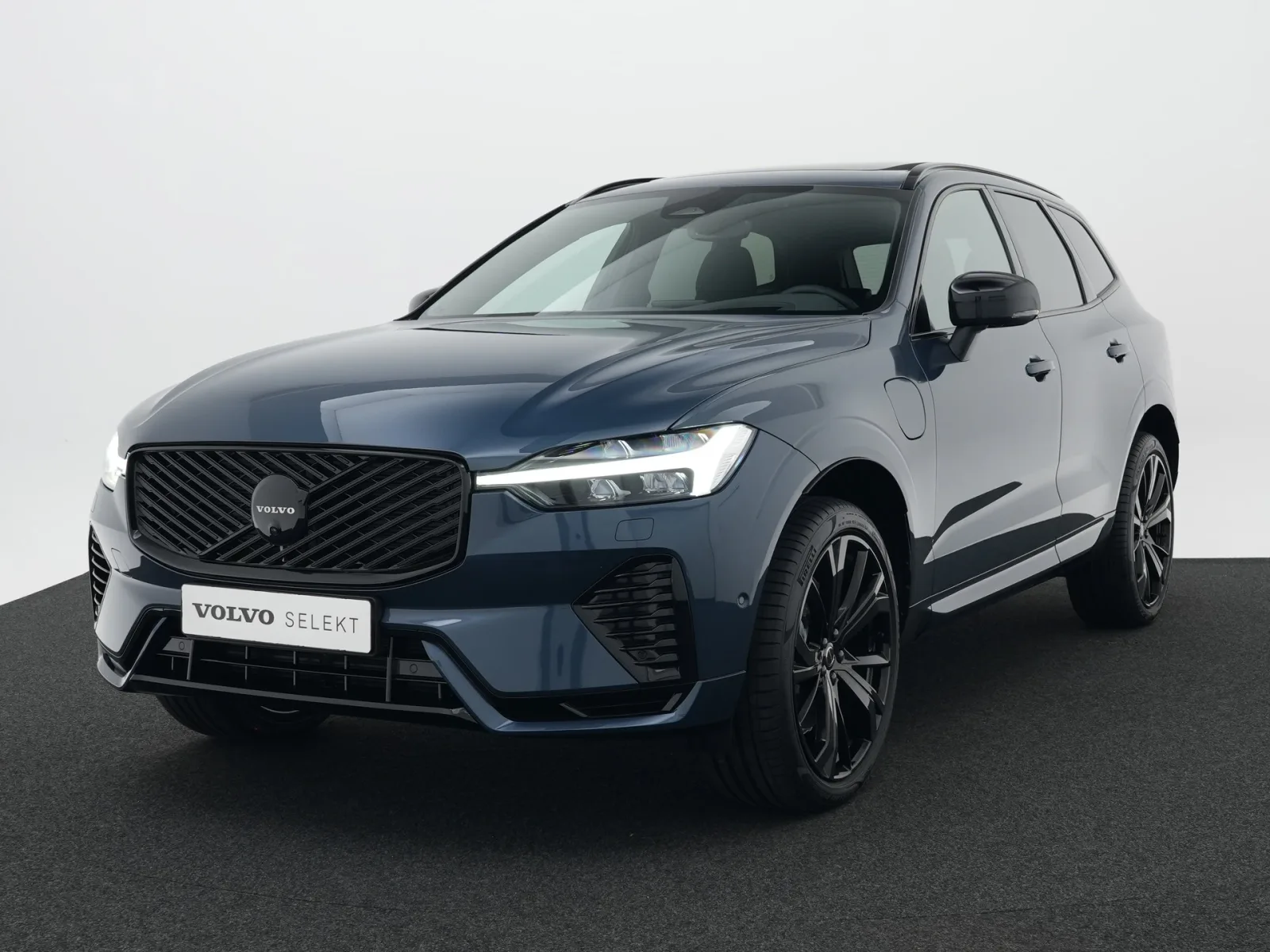 Volvo XC60 (2026) — foto 1