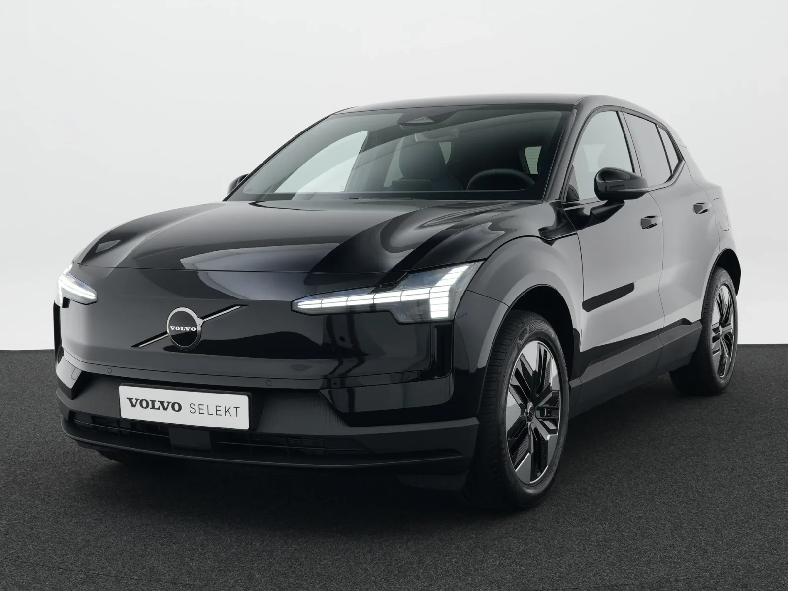 Volvo EX30 (2026) — foto 1