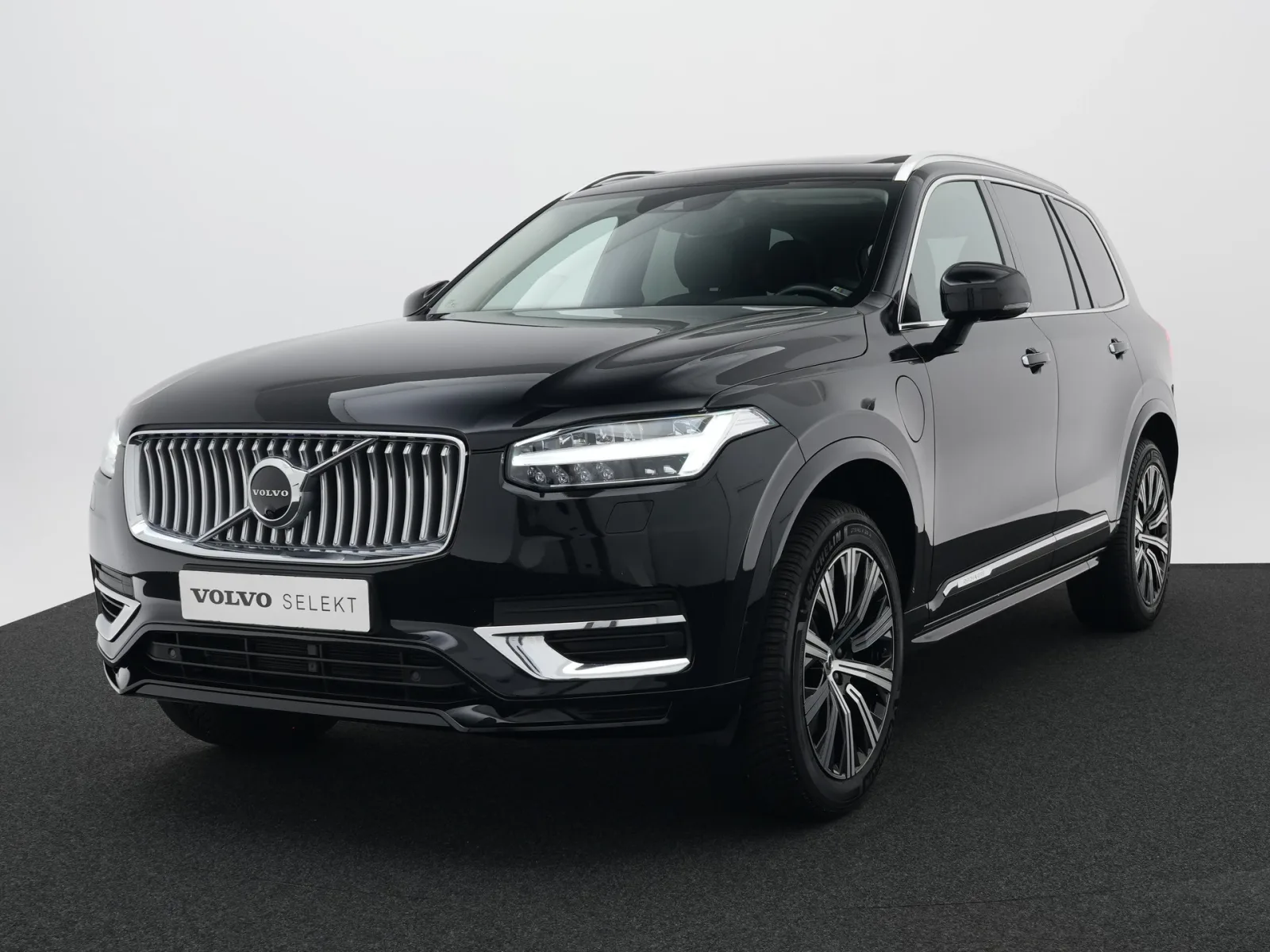 Volvo XC90 (2022) — foto 1