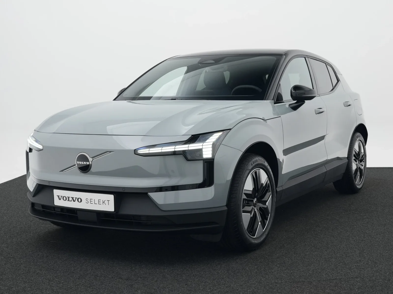 Volvo EX30 (2026) — foto 1
