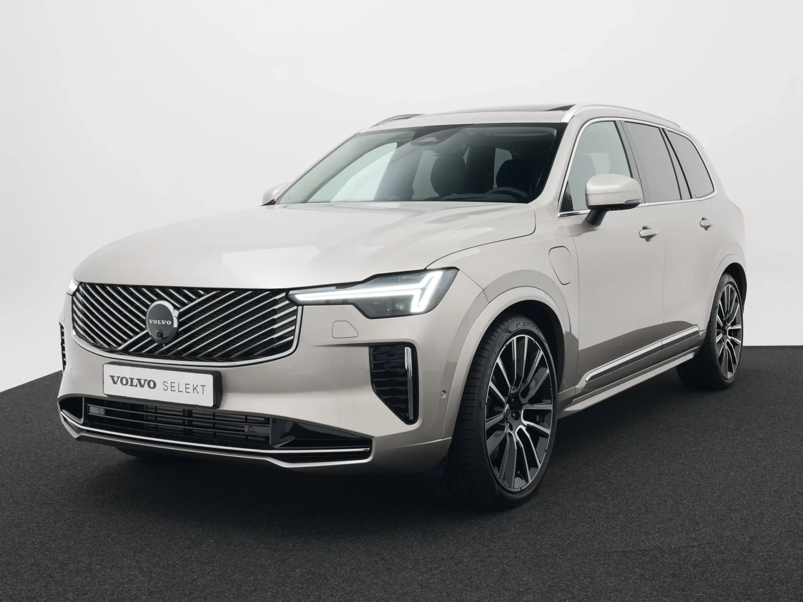Volvo XC90 (2026) — foto 1
