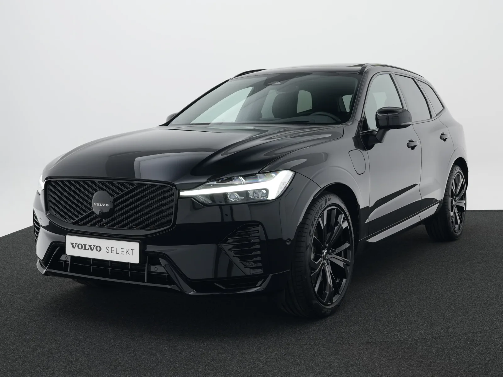 Volvo XC60 (2026) — foto 1