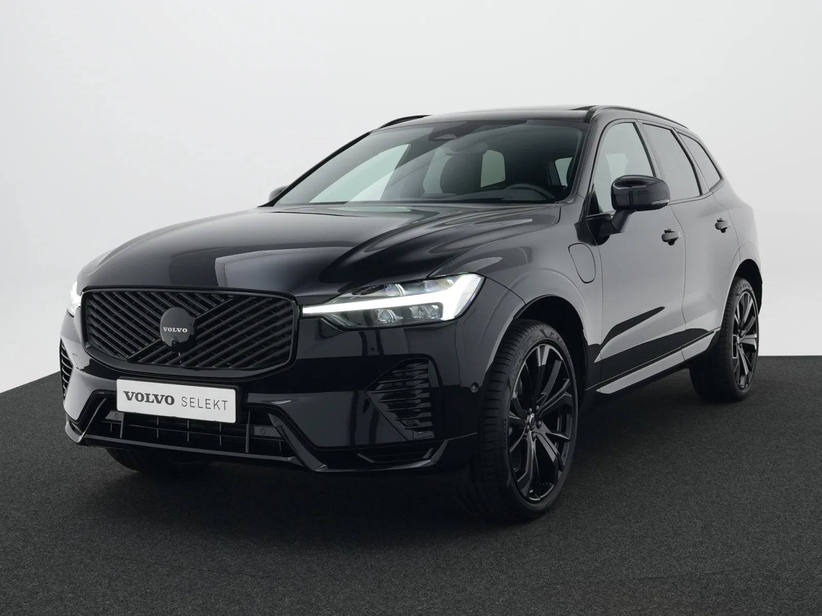 Volvo XC60 (2026) — foto 1
