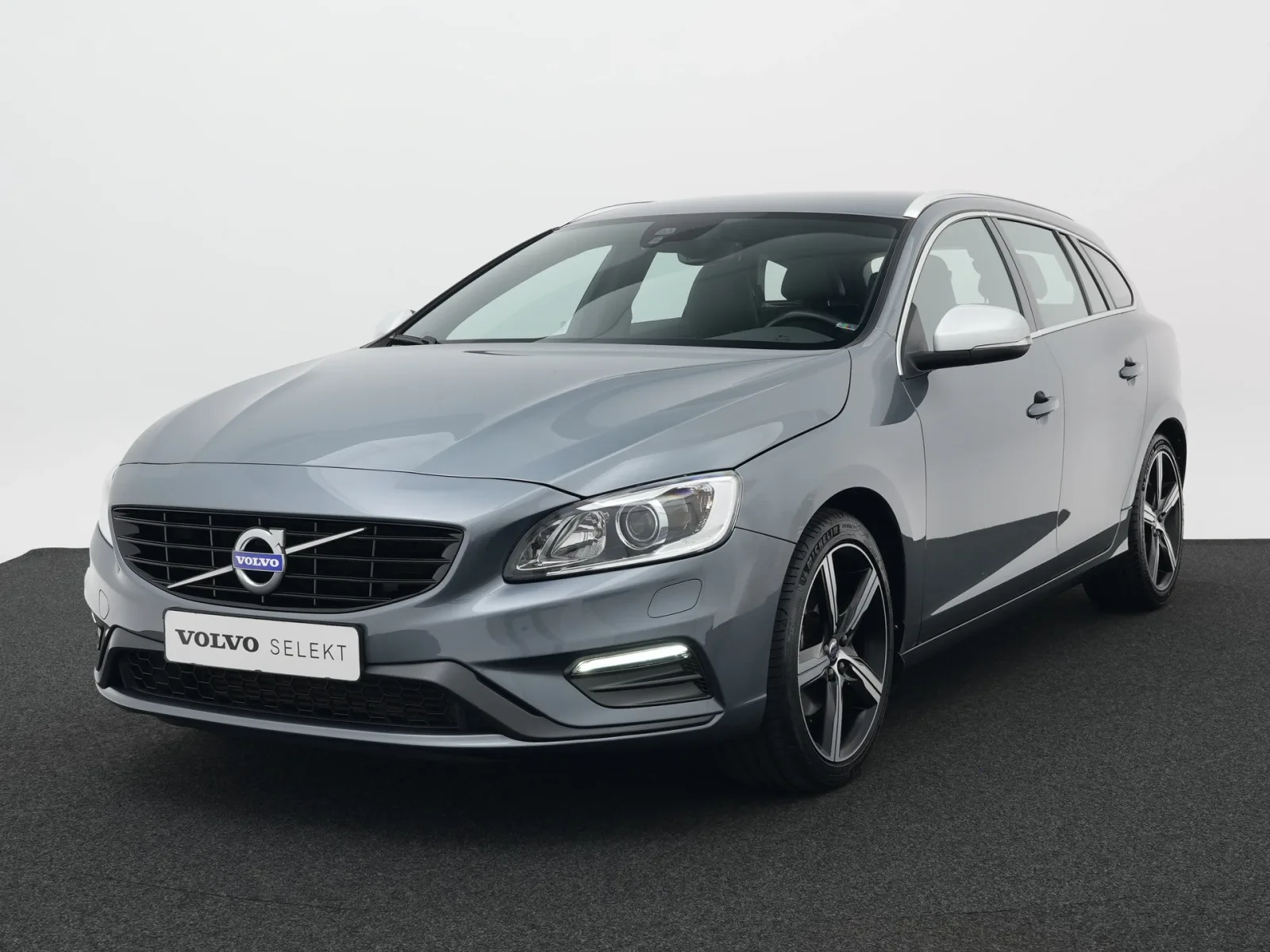 Volvo V60 (2016) — foto 1