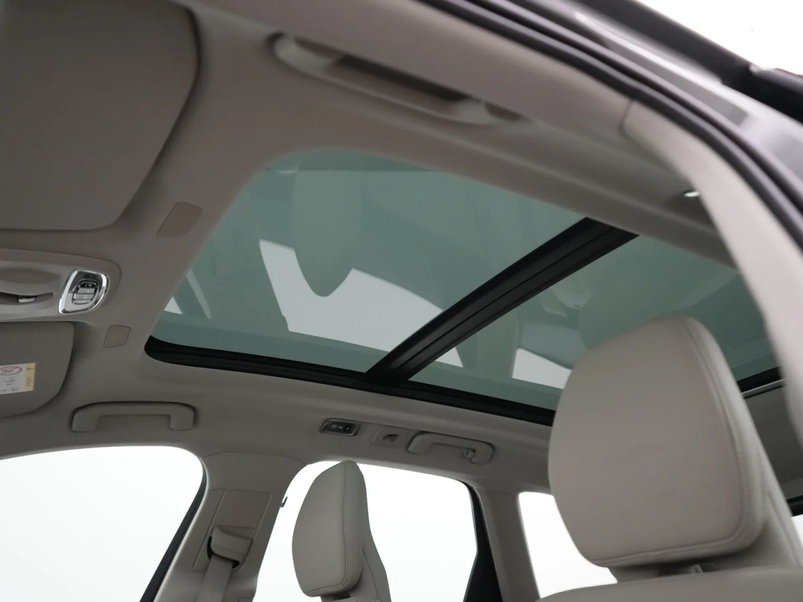 Volvo XC60 (2020) — foto 1