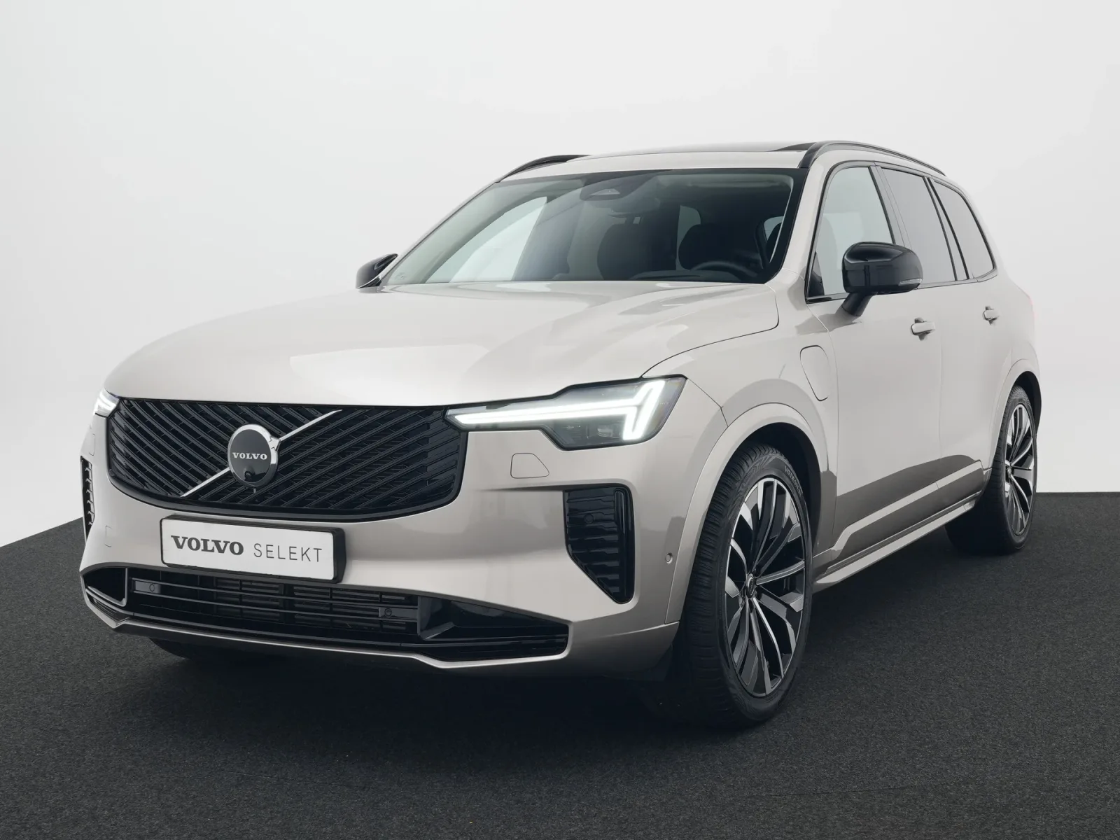 Volvo XC90 (2026) — foto 1