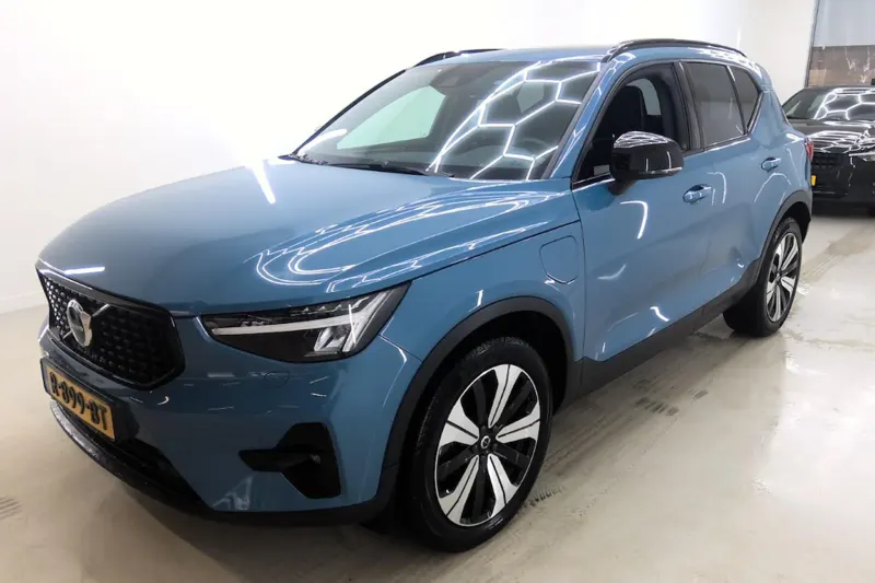 Volvo XC40 (2022)