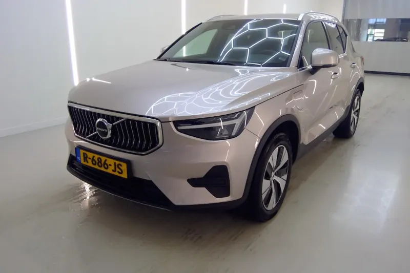 Volvo XC40 (2022)