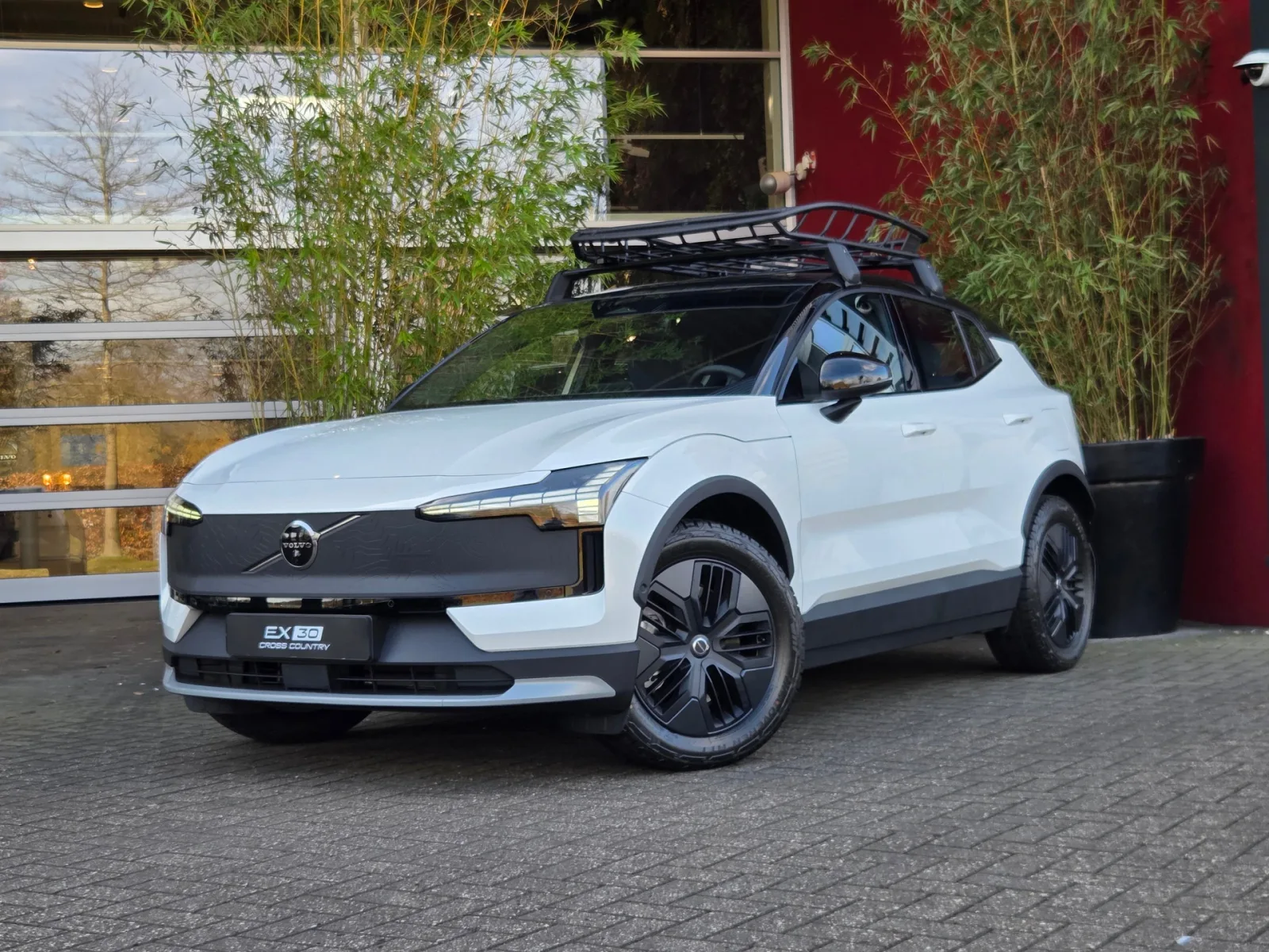 Volvo EX30 (2026) — foto 1