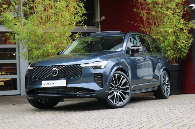 Volvo XC90 (2025)